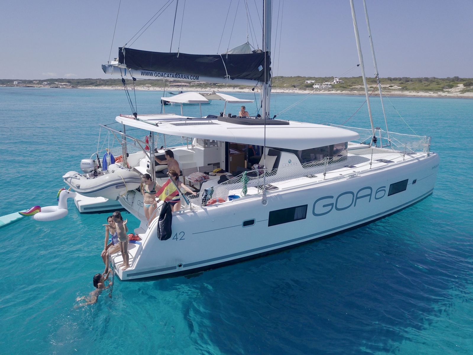 Lagoon 42